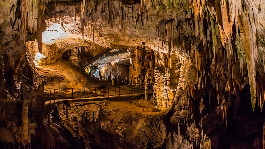 grotten in slovenie